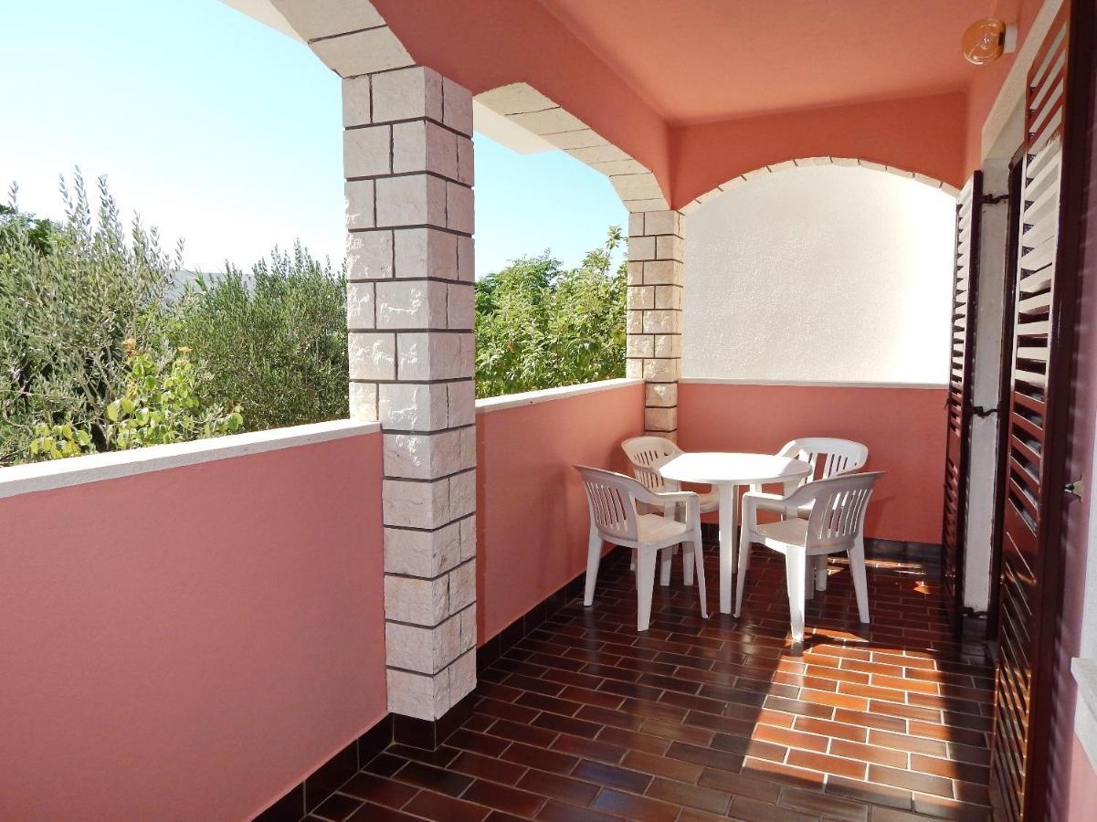 Apartments Luce - Family Friendly & Parking Pag Town Exterior foto