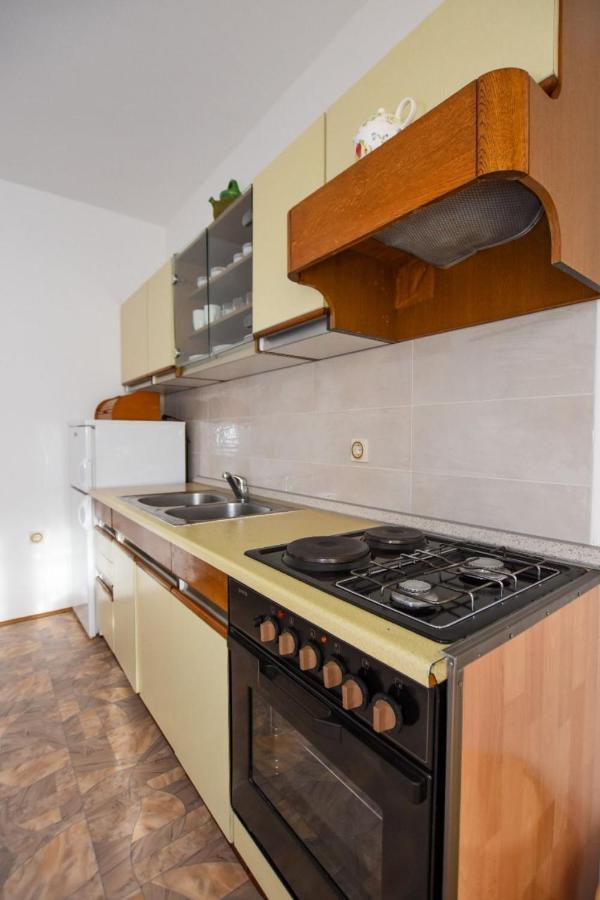 Apartments Luce - Family Friendly & Parking Pag Town Exterior foto